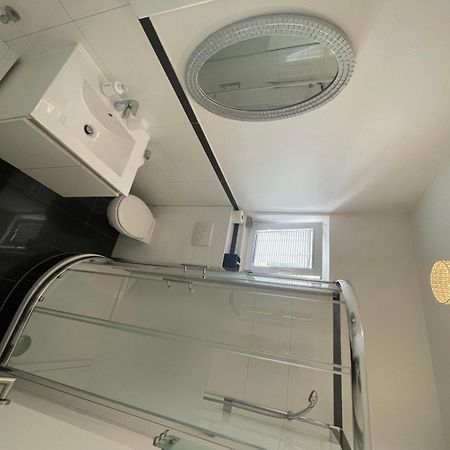 Apartments Leonardo Примоштен Экстерьер фото